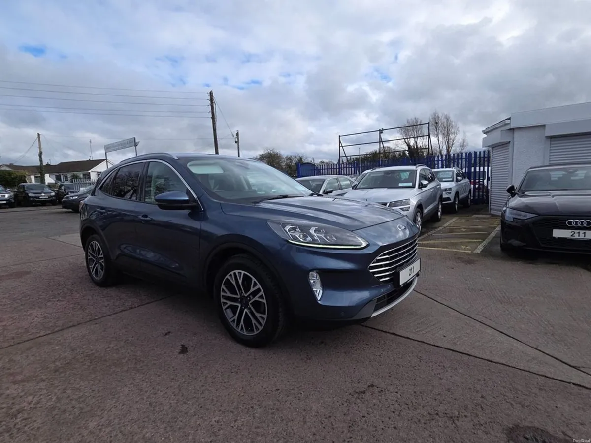 Ford Kuga TITANIUM EDITION ECOBLUE - Image 2