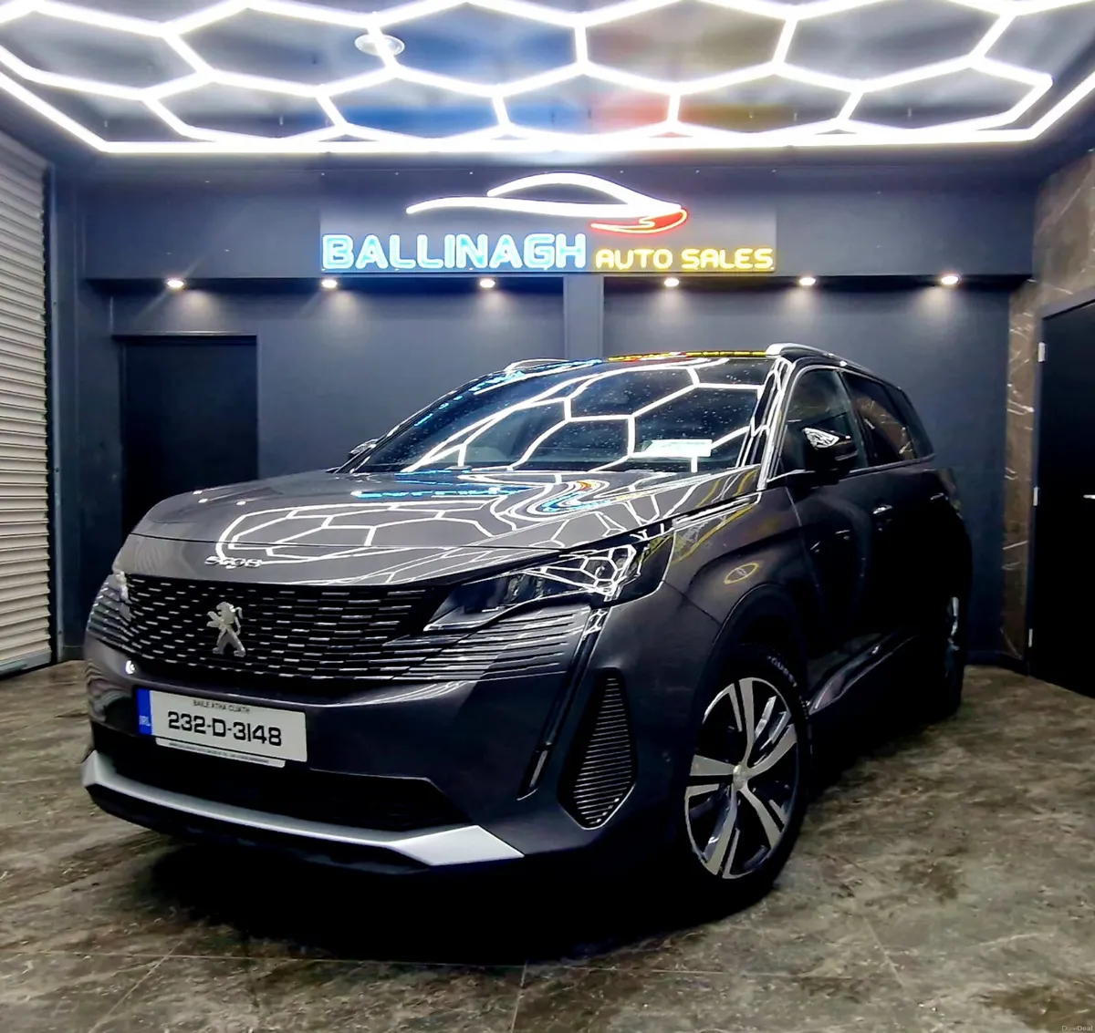PEUGEOT 5008 AUTOMATIC ALLURE MODEL - Image 1