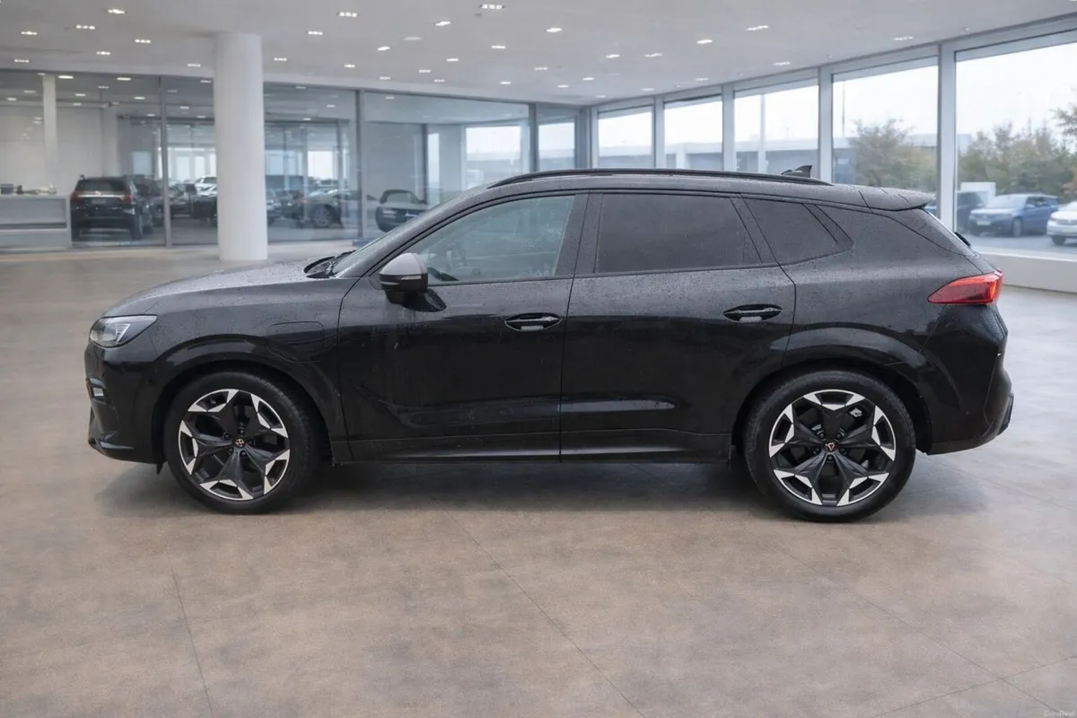 Cupra Terramar 2025 VZ EHYBRID 272HP Model. - Image 4