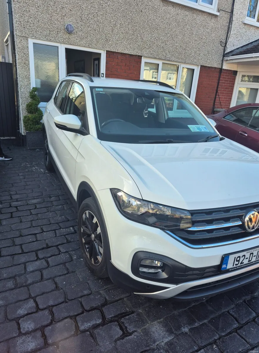 Volkswagen T-Cross 2019 - Image 1