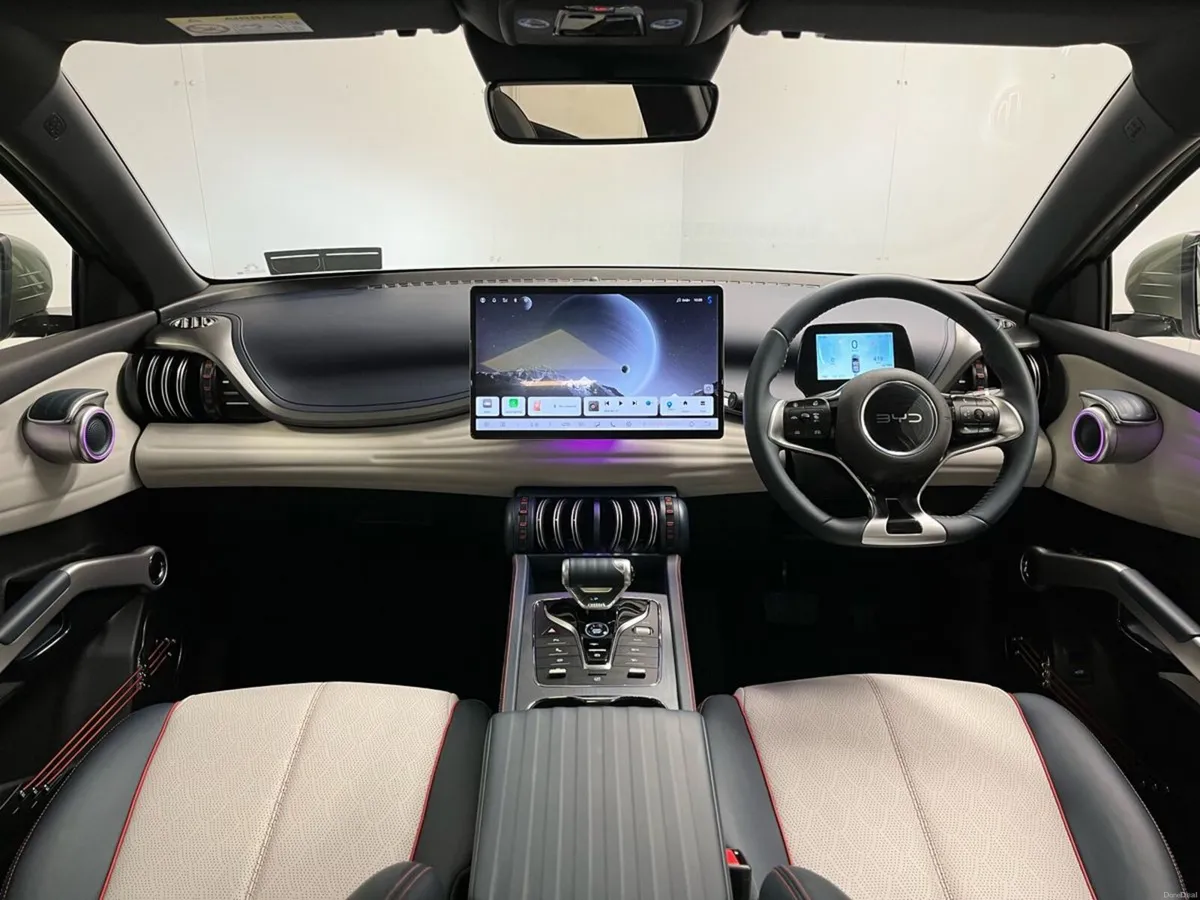 BYD ATTO 3 Design 60kWh 204BHP - 18 Inch Alloys - - Image 4