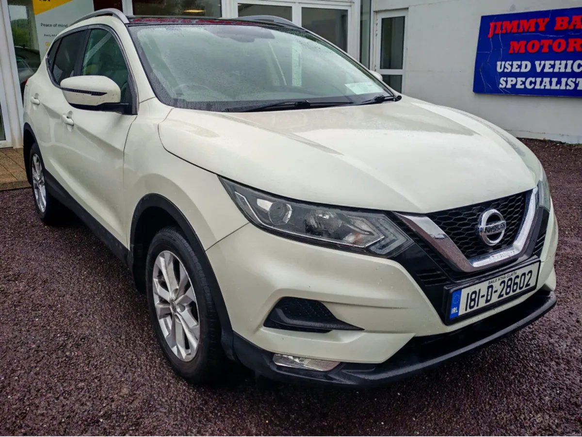Nissan Qashqai 1.2 SV 18 4DR - Image 1