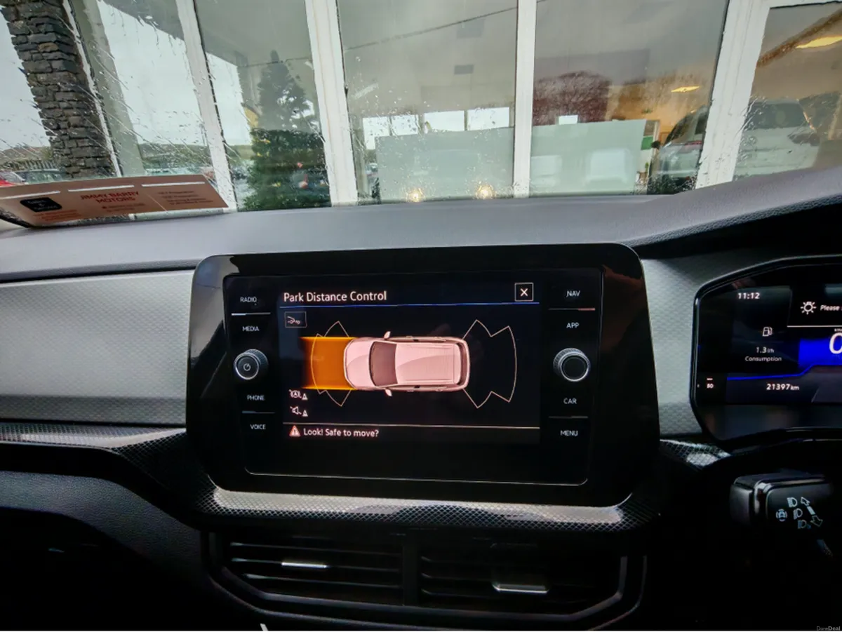 Volkswagen T-Cross EDITION75 1.0 MANUAL 5SPEED 95B - Image 4