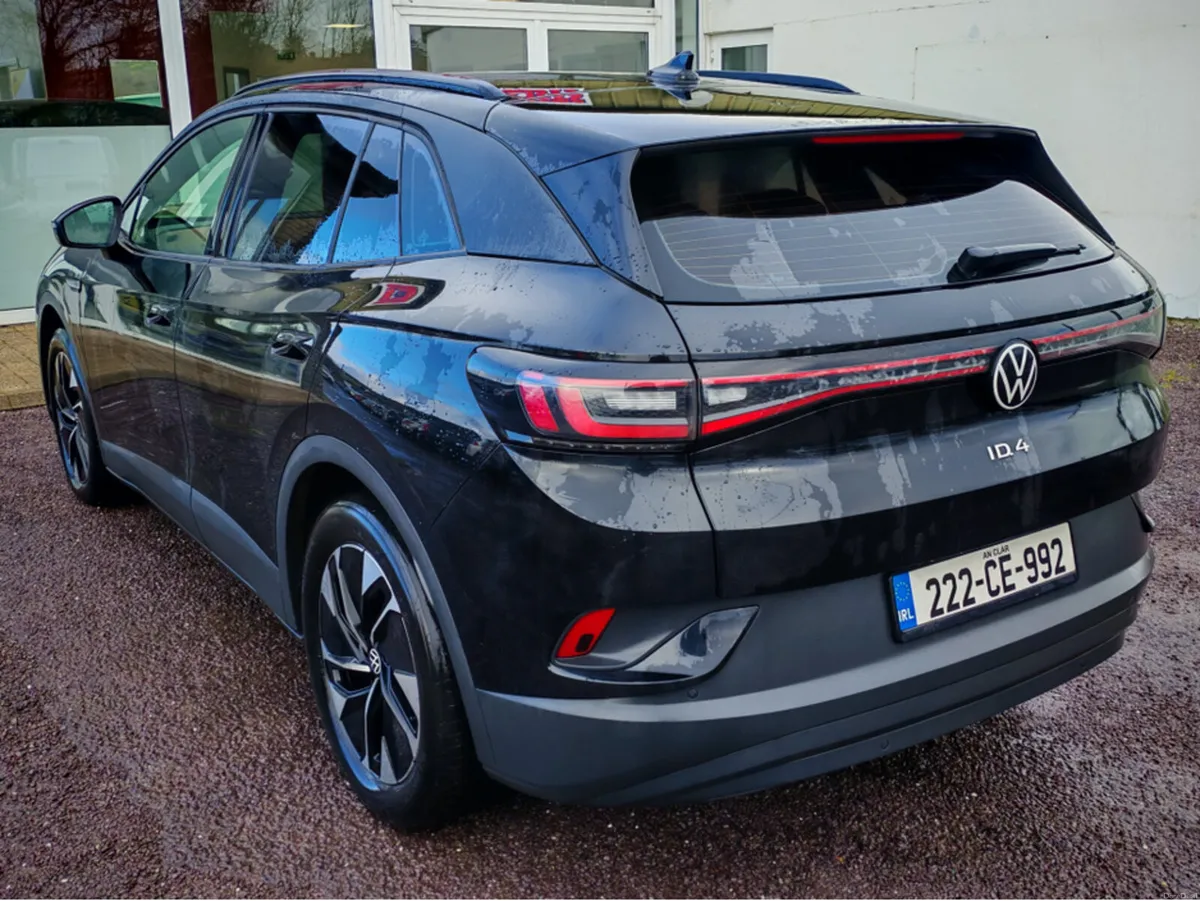 Volkswagen ID.4 LIFE 77KWH 174BHP PRO - Image 2