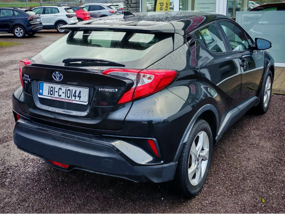 Toyota C-HR HYBRID LUNA 4DR AUTO - Image 2