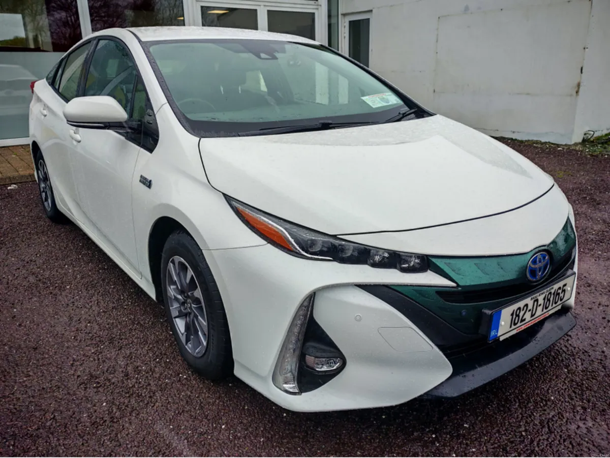 Toyota Prius PH PHV PLUG IN HYBRID 4DR AUTO - Image 1
