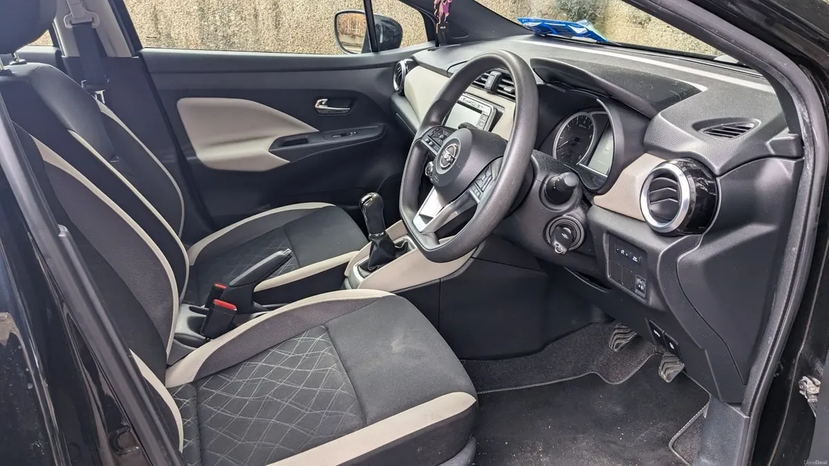 Nissan Micra 1.0 SV Black - Image 3
