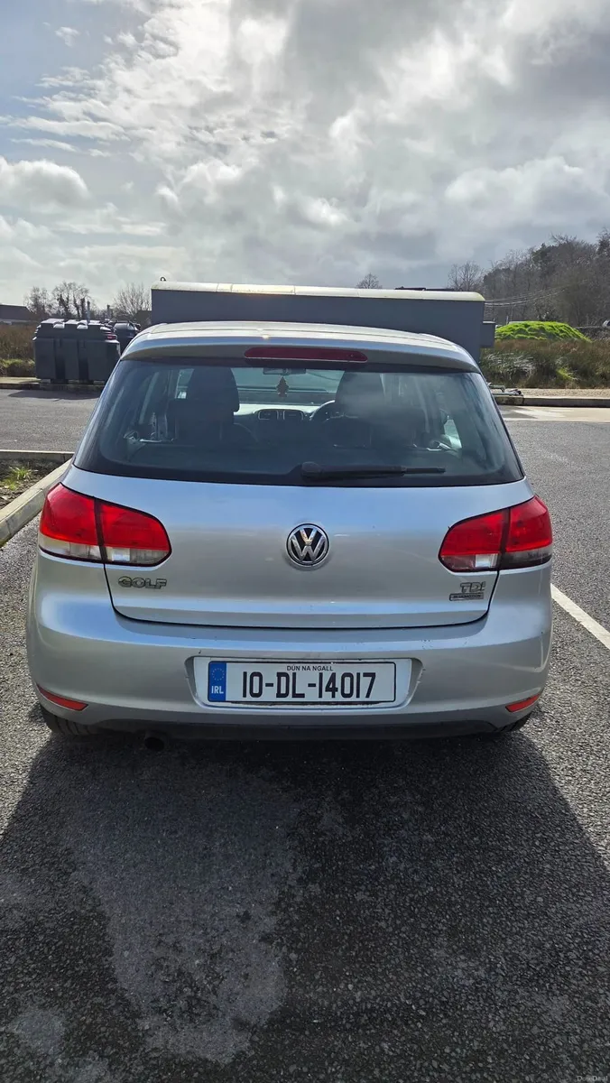 Volkswagen Golf 2010 - Image 4