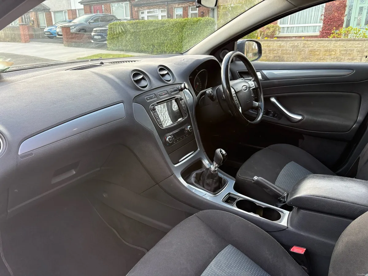 Ford mondeo estate - Image 6
