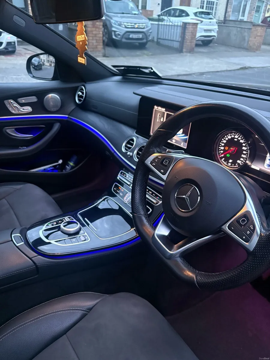 E220d premium plus Amg - Image 3