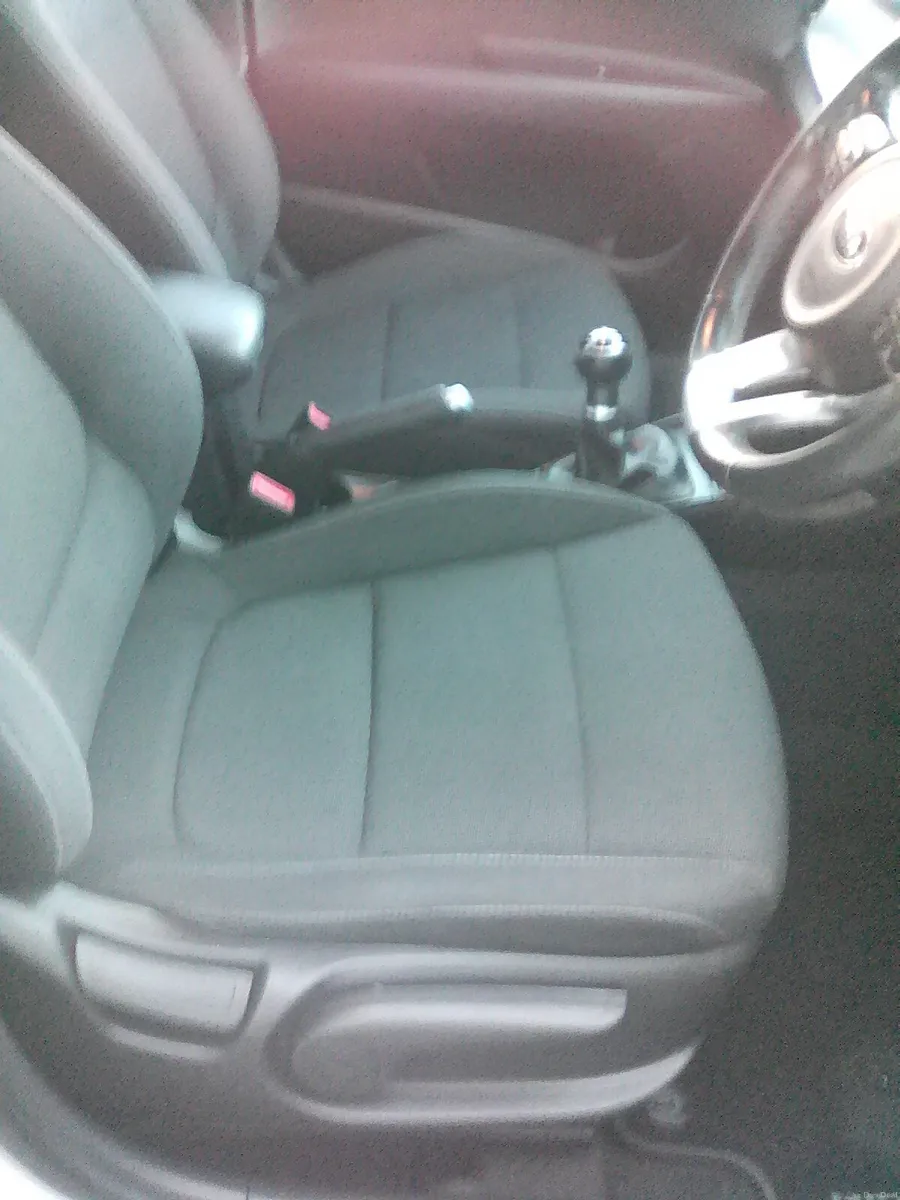 Kia Rio 2018 - Image 3