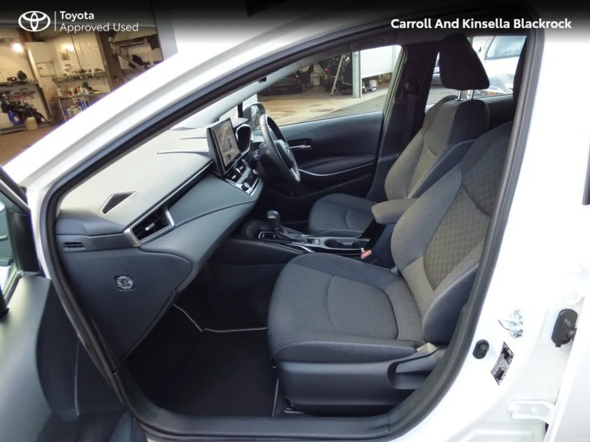 Toyota Corolla Hybrid Luna Saloon - Image 6
