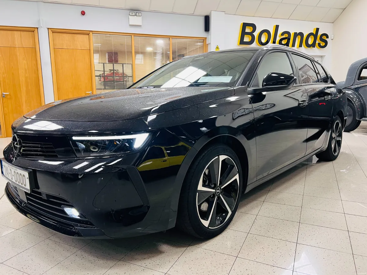 2024 AUTOMATIC DIESEL Sports Tourer ELEGANCE As Ne - Image 1