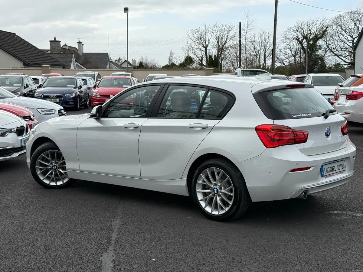 182 BMW 118D FASHIONISTA 2.0D AUTO *CREAM LEATHER* - Image 3