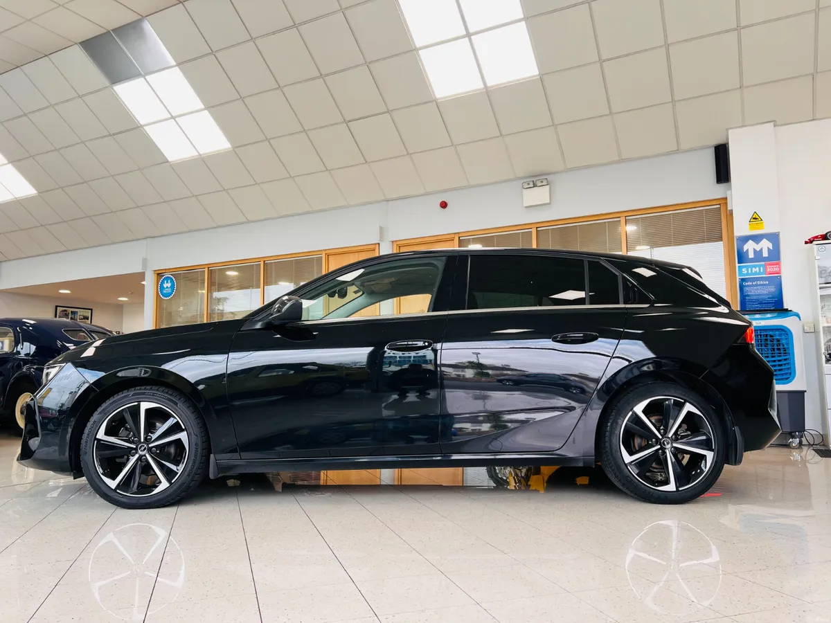 New Geneation As New Low Kms High Spec Opel Astra - Image 3