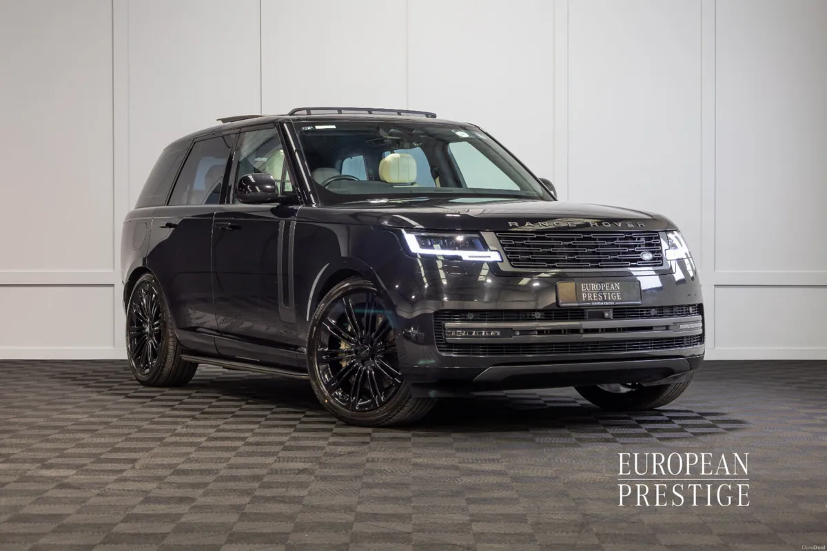 2023 Range Rover P440E SE 5 Seat N1 Crewcab - Image 1