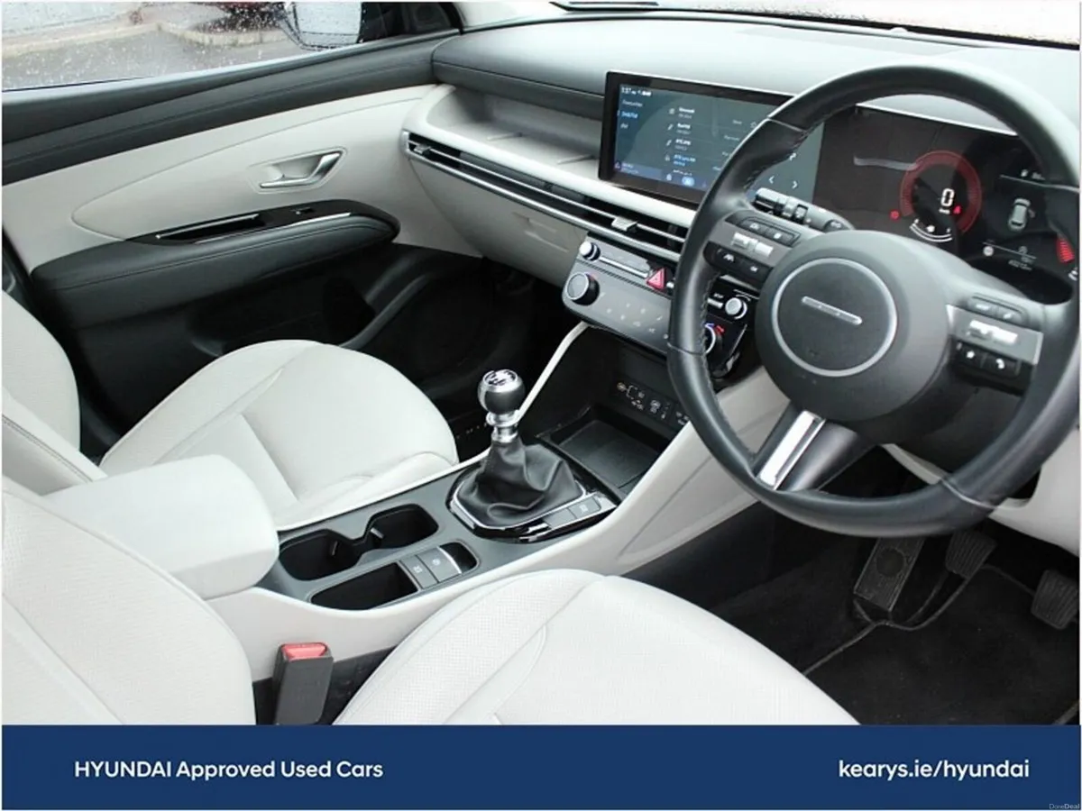 Hyundai Tucson **4.99% APR AVAILABLE** EXECUTIVE - - Image 6