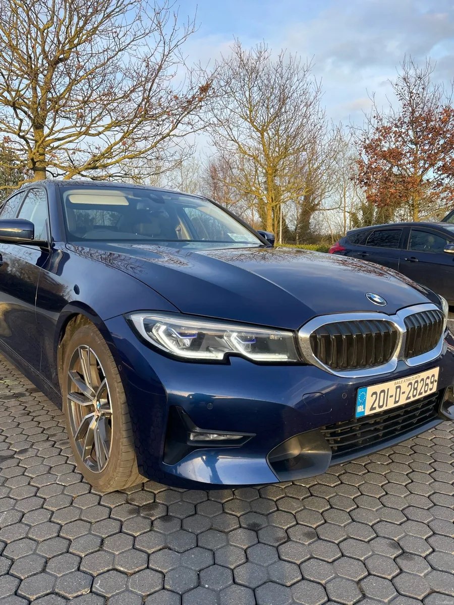 BMW 320d - Image 2
