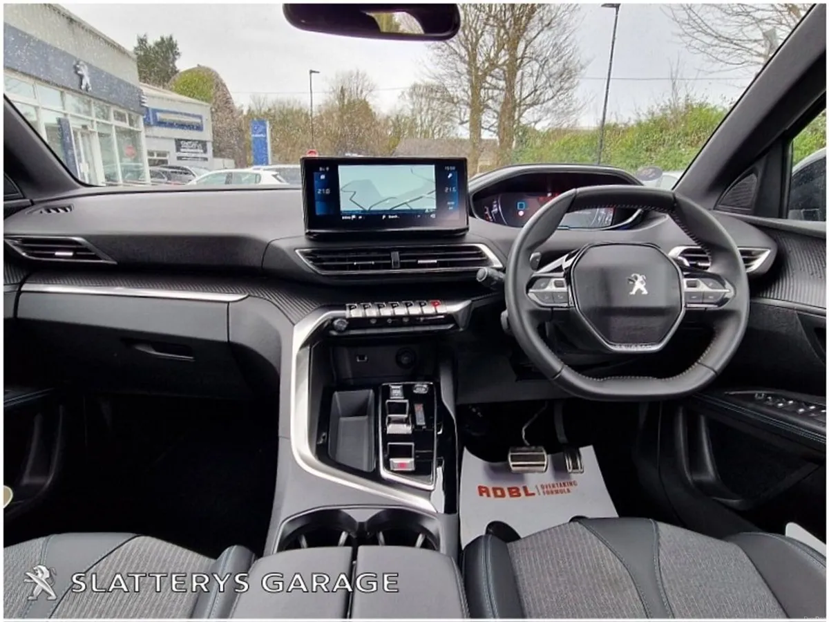 Peugeot 5008 1.2 Hybrid 136bhp E-DCS6 Allure 3 ISO - Image 2