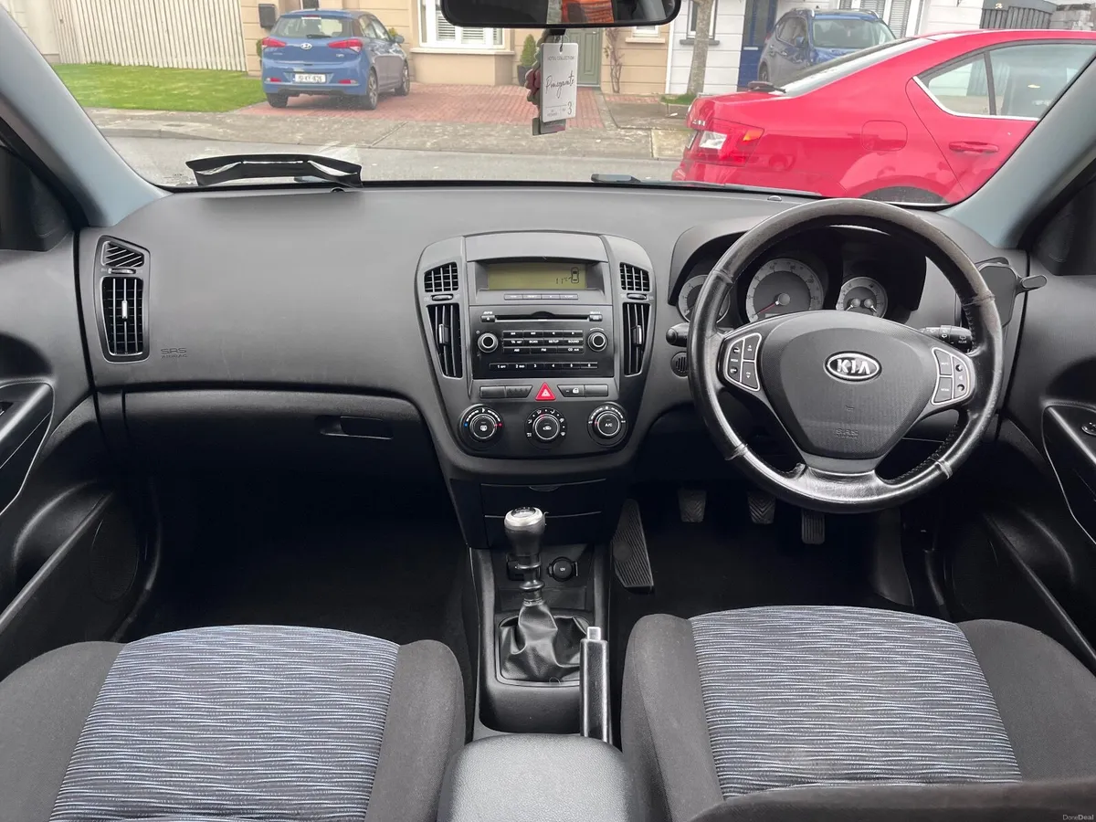 Kia Ceed 2008 - Image 4