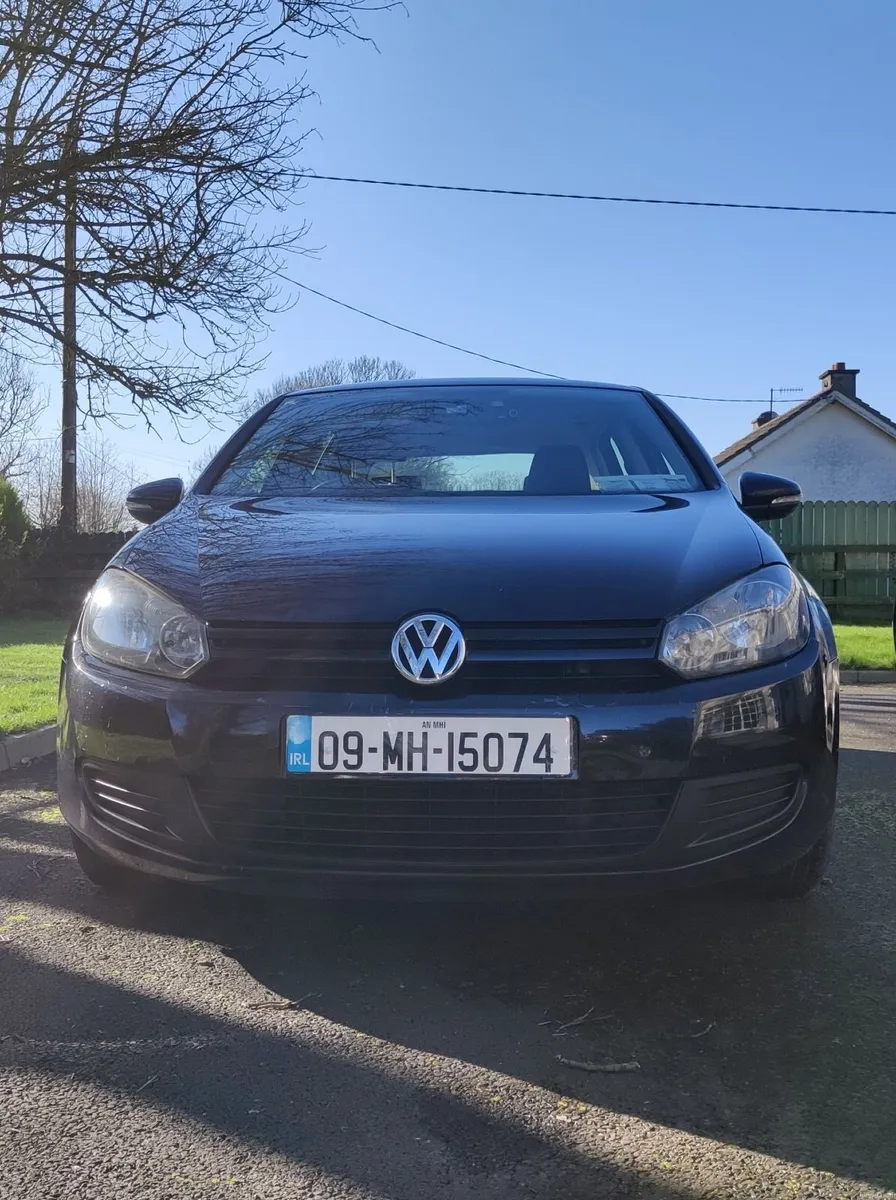 Volkswagen Golf 2009 - Image 2