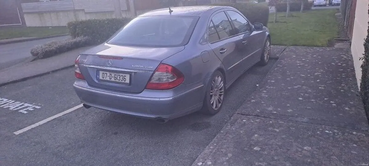 2007 Mercedes-benz E-class - Image 4