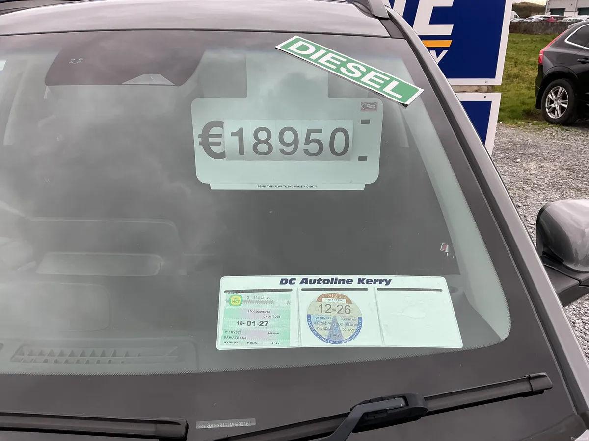 2021 HYUNDAI KONA 1,6 DIESEL EXECUTIVE 1 OWNER - Image 4