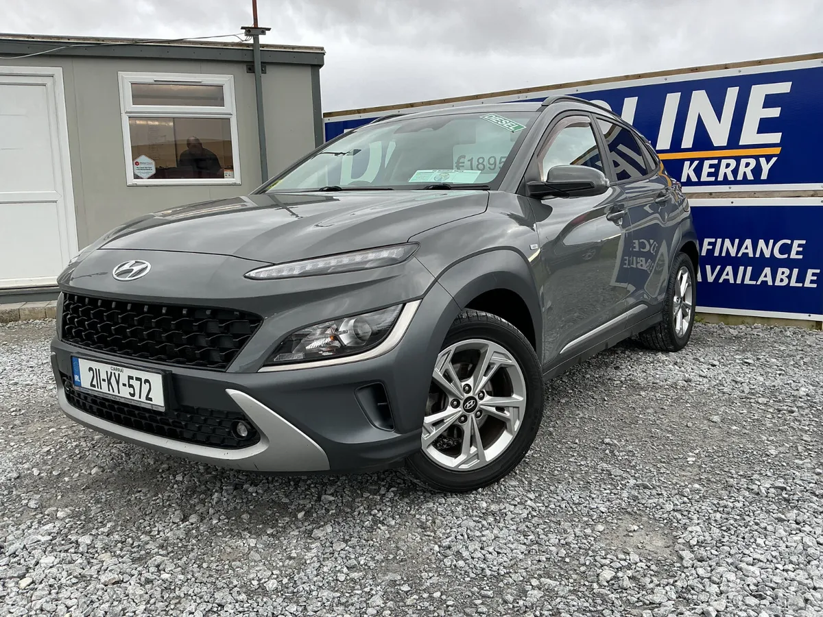 2021 HYUNDAI KONA 1,6 DIESEL EXECUTIVE 1 OWNER - Image 1