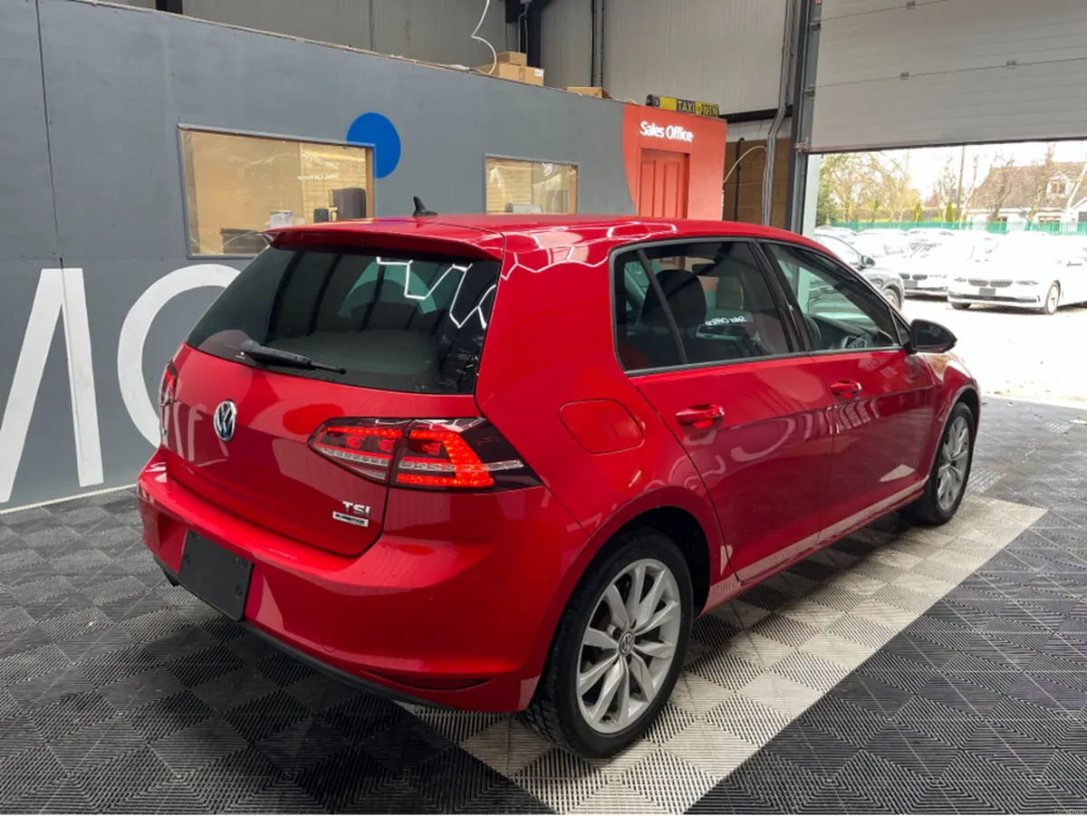 Volkswagen Golf 2017 VOLKSWAGEN GOLF	TSI COMFORT L - Image 2
