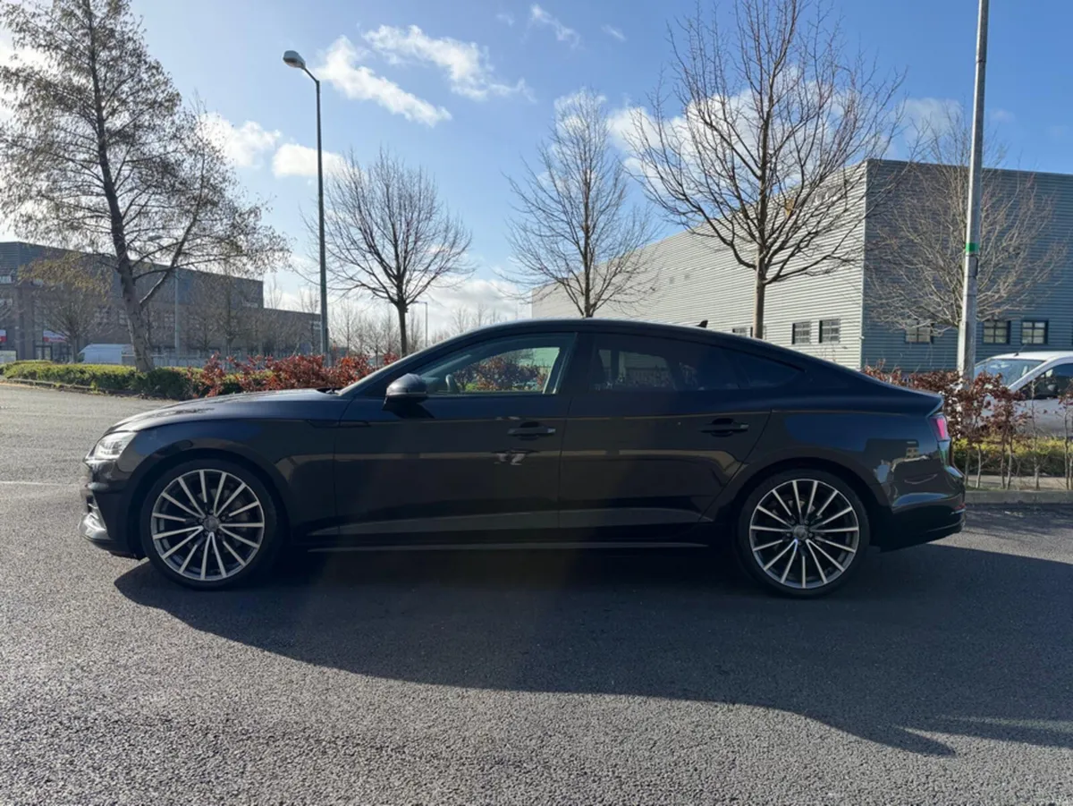 Audi A5 2.0TDI AUTO  SPORT - Image 2
