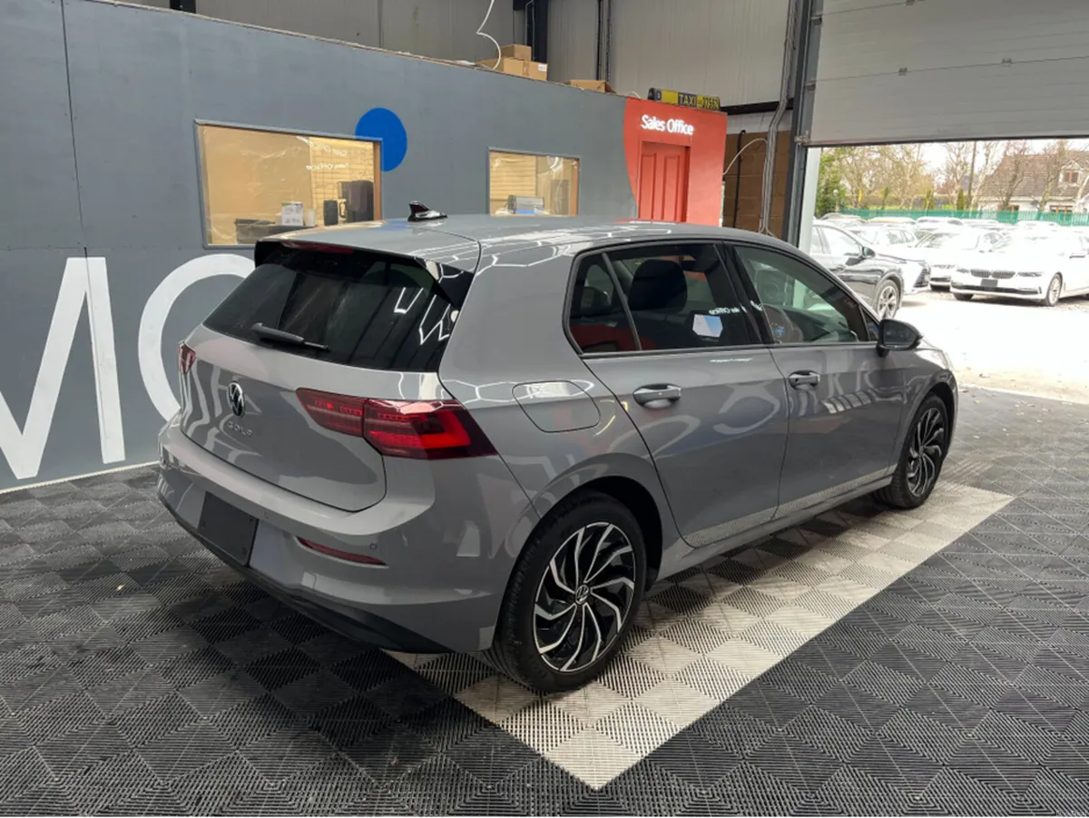 Volkswagen Golf €33950 2024 VOLKSWAGEN GOLF TDI AC - Image 2