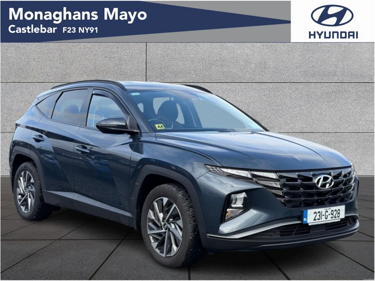 Hyundai Tucson EXECUTIVE 1.6 DIESEL 5DR - Image 1