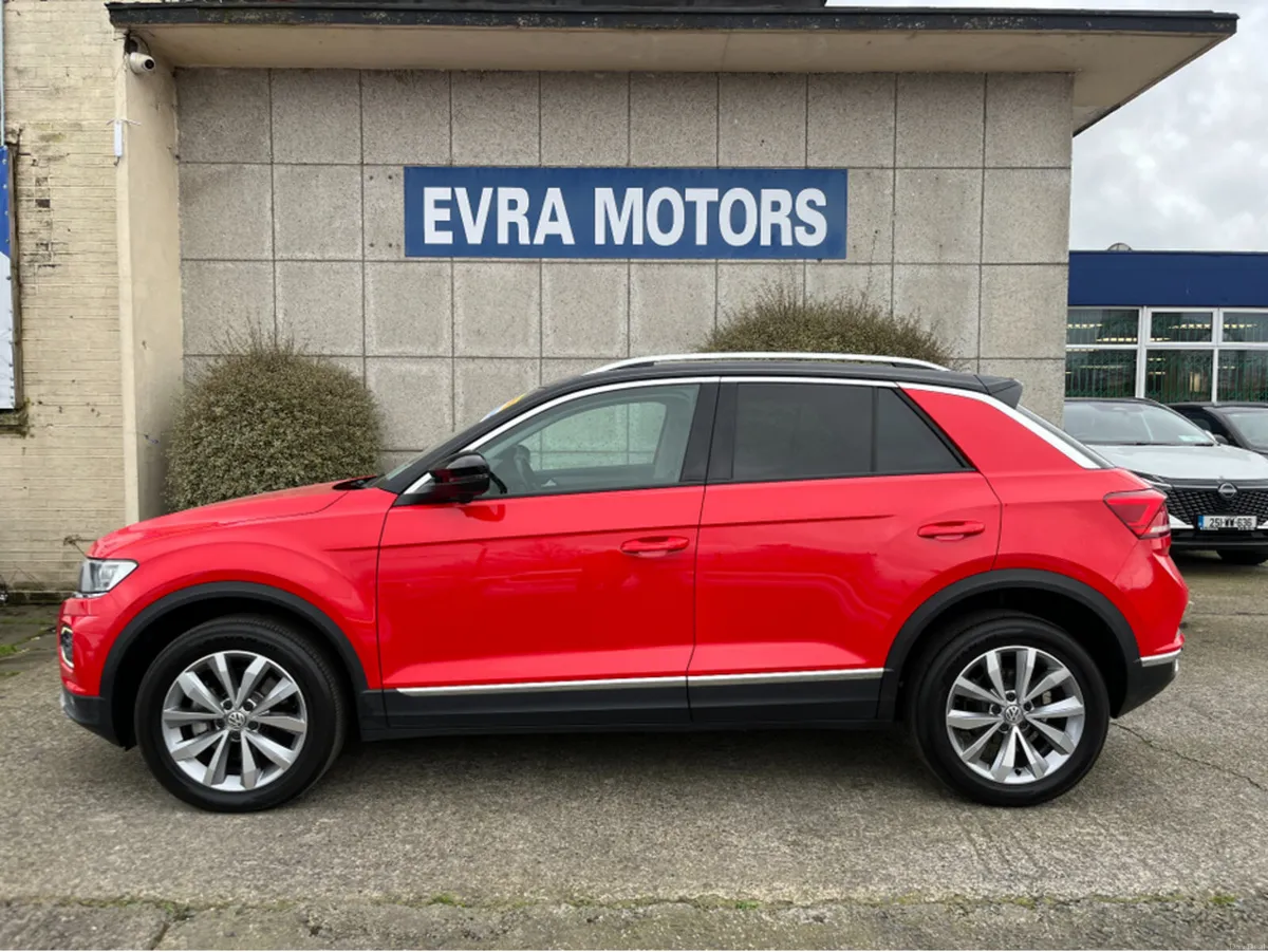 Volkswagen T-Roc STYLE AUTOMATIC 2.0 DIESEL //LOW - Image 6