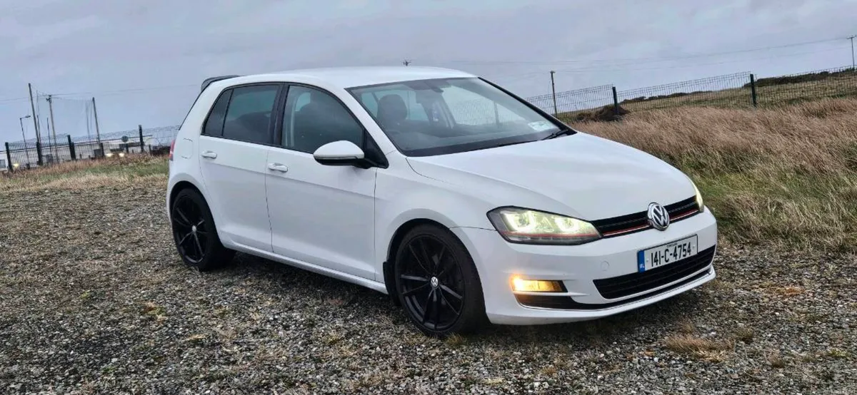 Volkswagen Golf Highline - Image 1