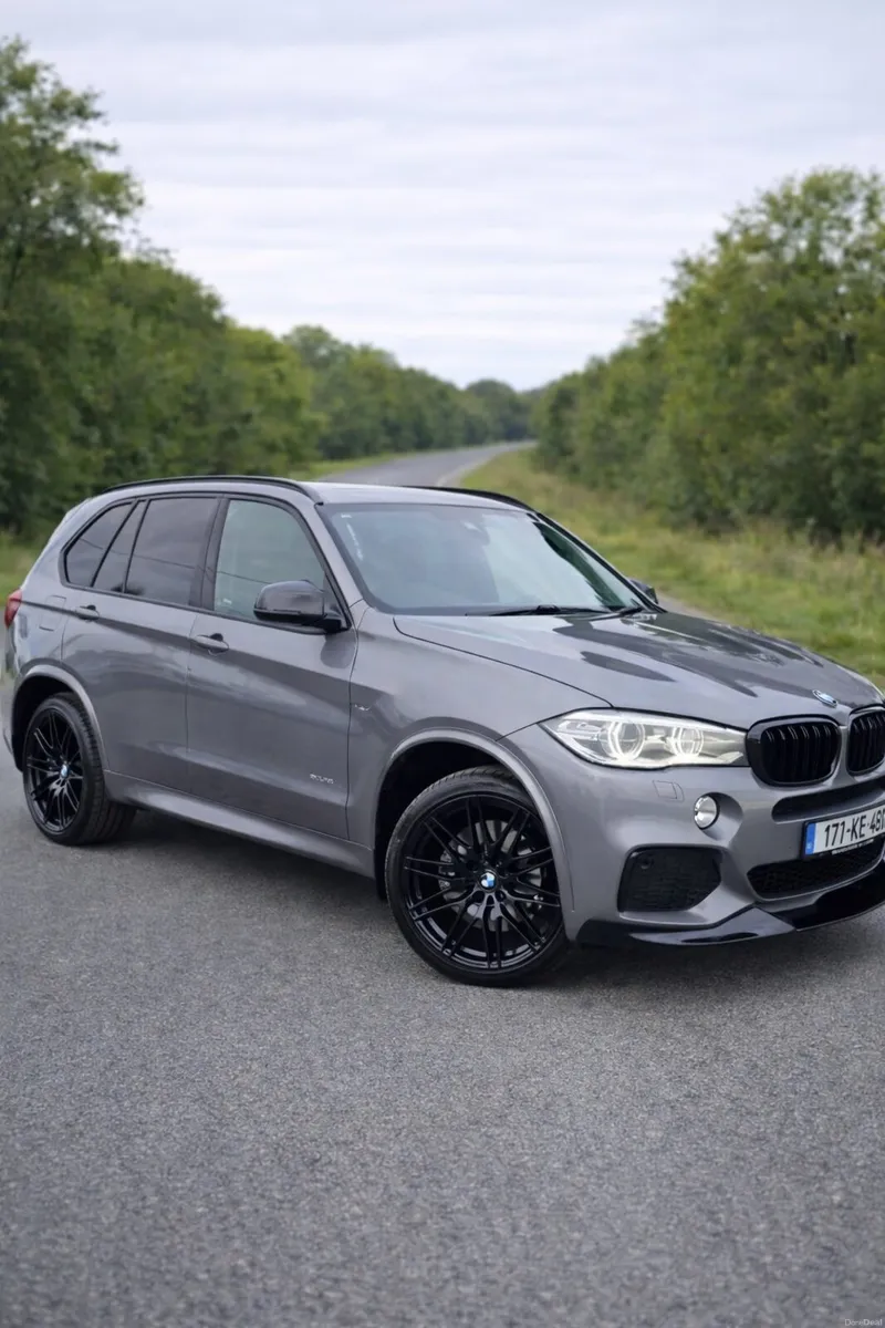 2017 BMW X5 xDrive40d M Sport 7 Seater | HUD - Image 1