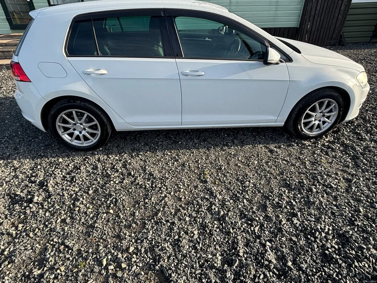 Volkswagen Golf - Image 2