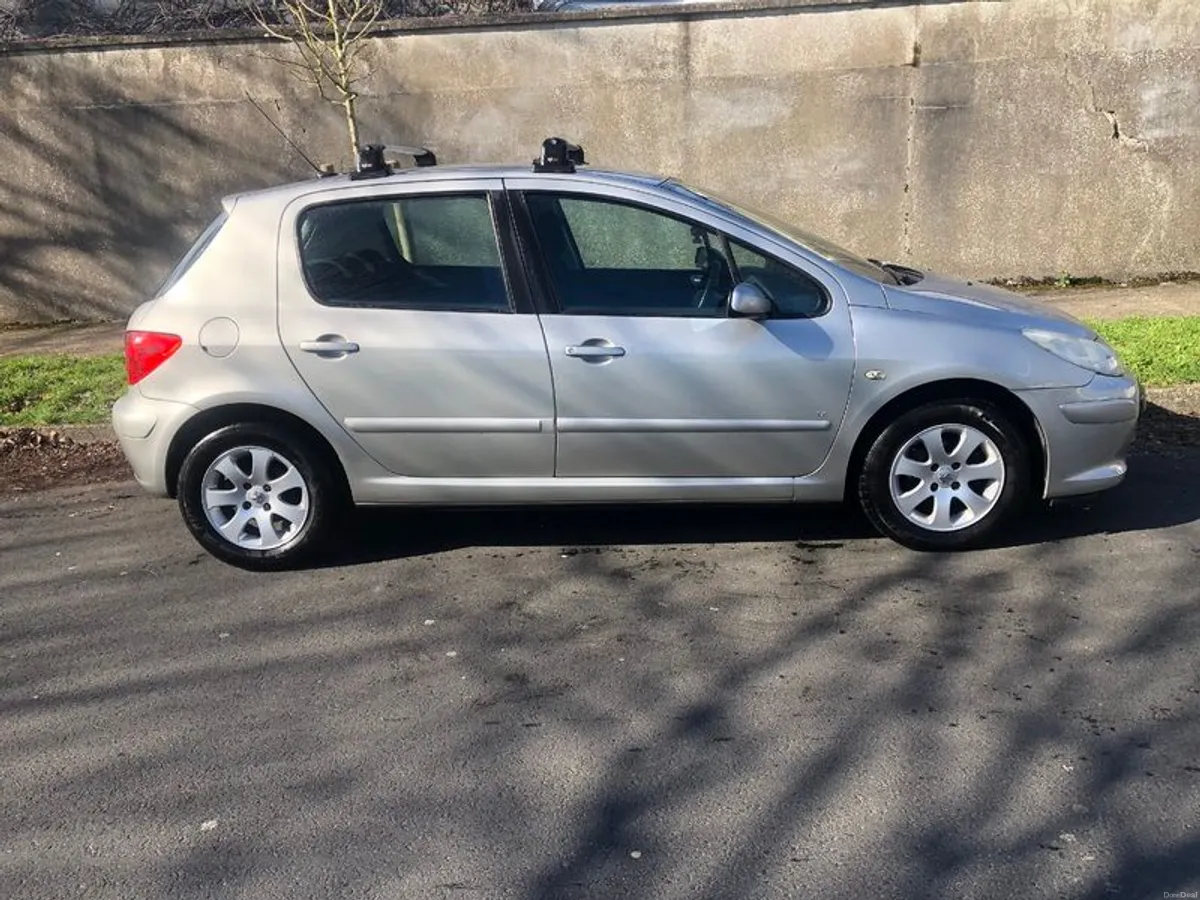 Peugeot 307 1.4 petrol cheep runaround nct 10/26 - Image 1