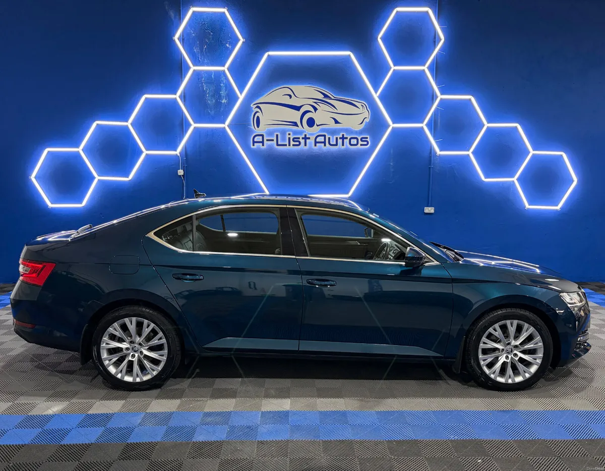 Skoda Superb 2.0TDI DSG STYLE / FINANCE AVAILABLE - Image 3