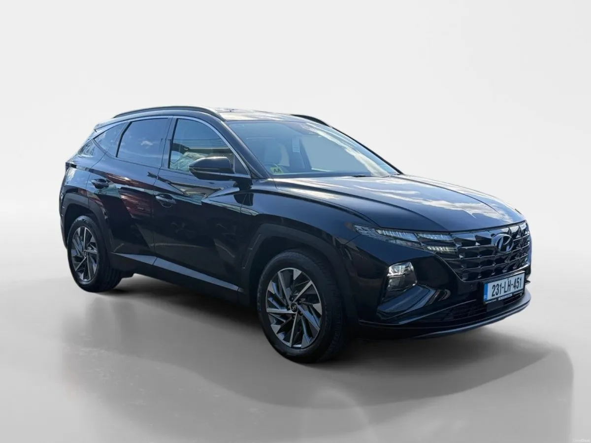 Hyundai Tucson 2WD Executive Plus - Image 1