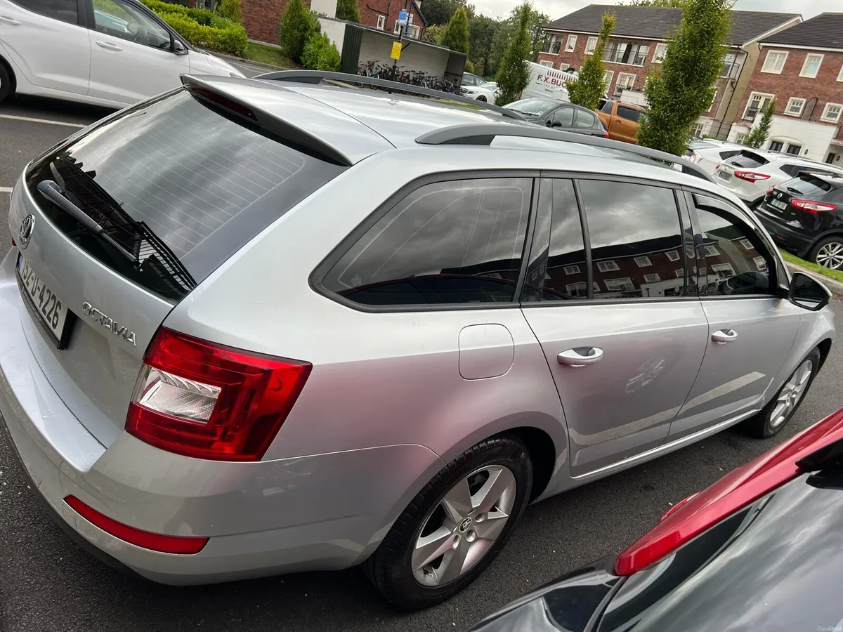 Skoda Octavia Estate 2015,1.6D - Image 5