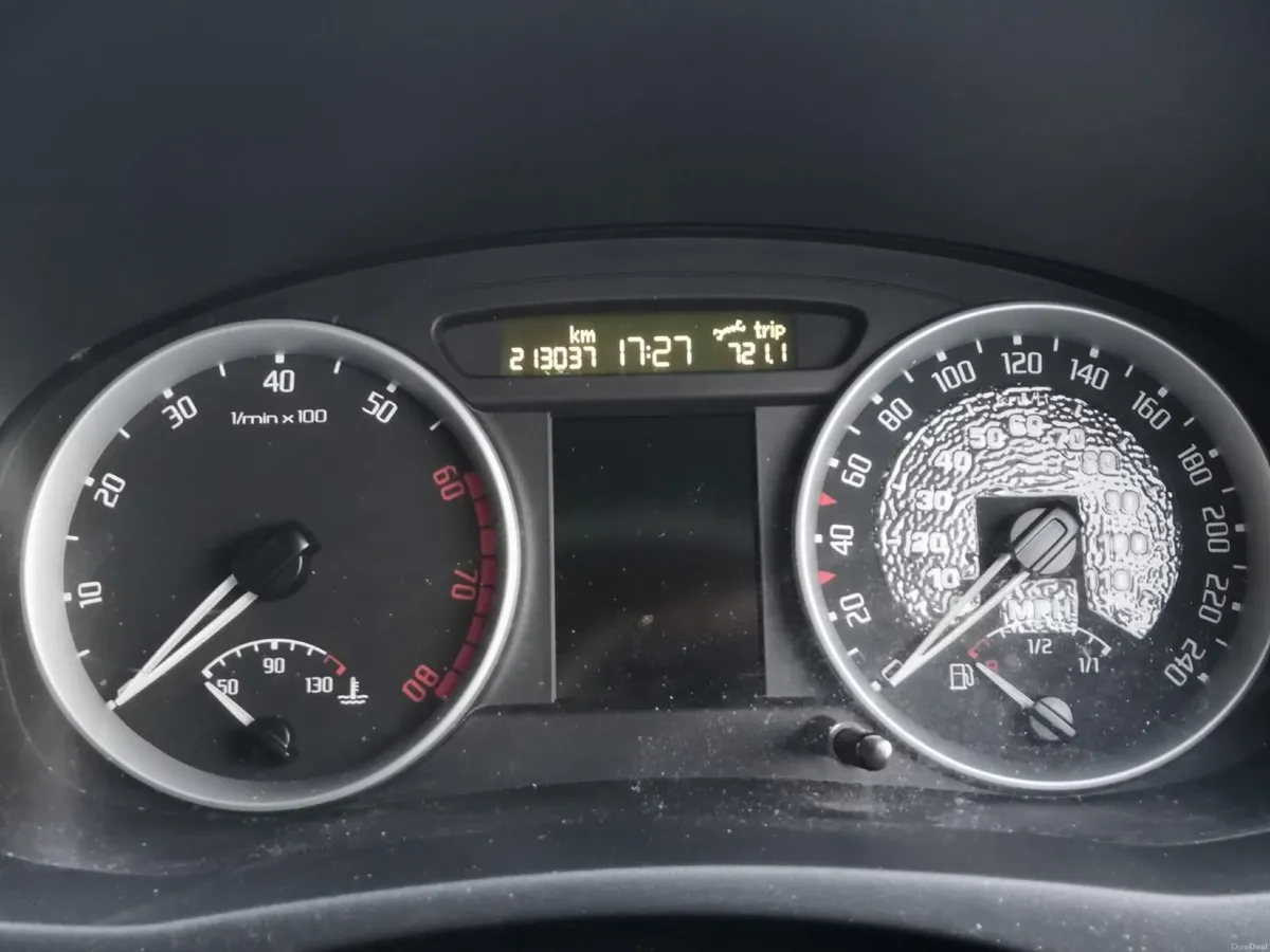 Skoda Fabia 2010 - Image 3