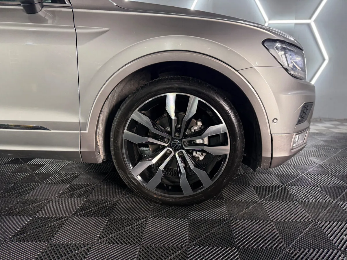 ◼️2018 VOLKSWAGEN TIGUAN R-LINE 2.0 TDI MANUAL◼️ - Image 4