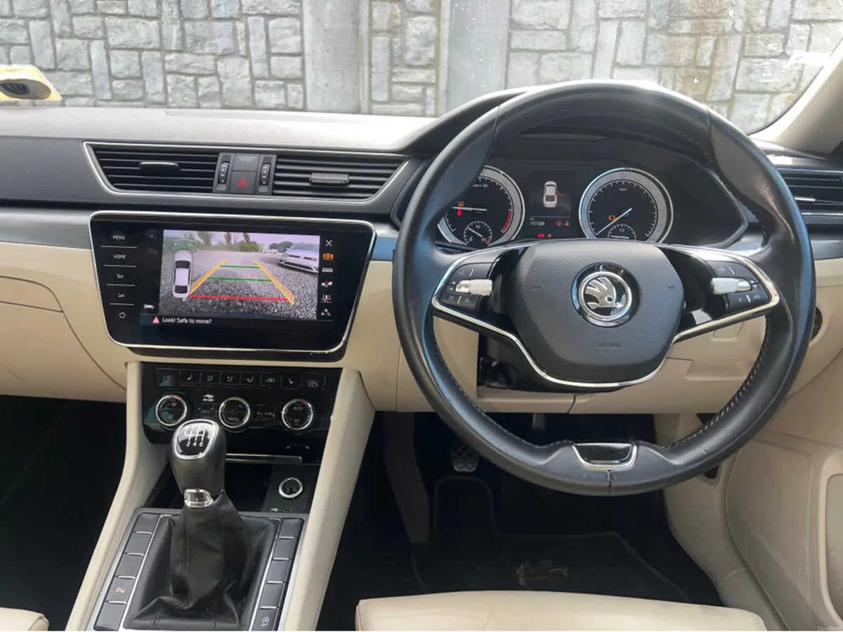 Skoda Superb STYLE 2.0 TDI 150HP 5DR - Image 2
