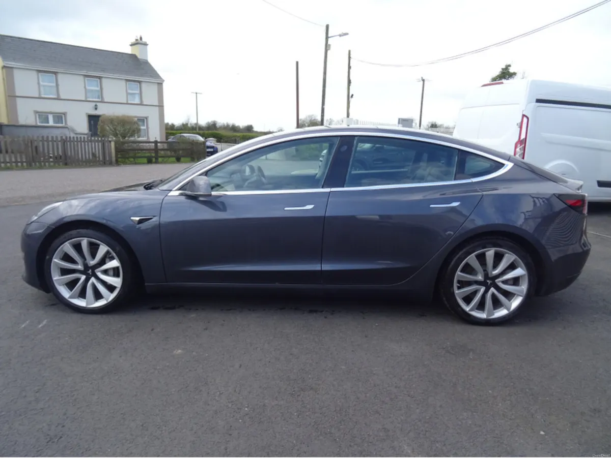 Tesla Model 3 E 4X4 LONG RANGE 346BH - Image 4