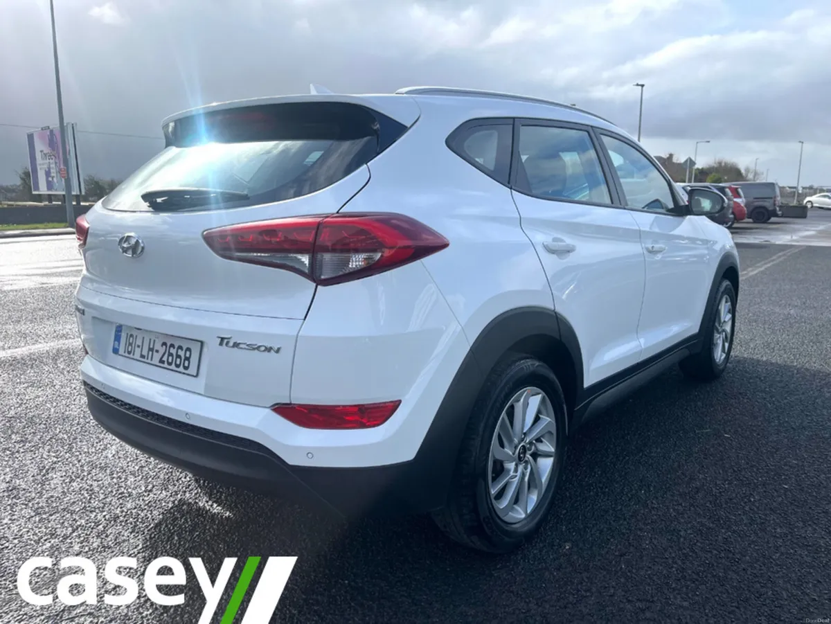 Hyundai Tucson 1.7 CRDI SE NAV BL/DR 5 5DR - Image 4