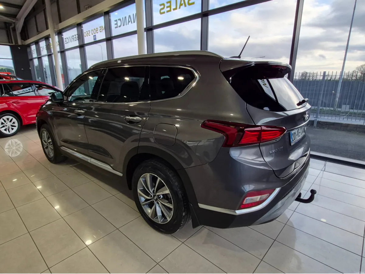 Hyundai Santa Fe 4WD EXECUTIVE PLUS 5DR - Image 4