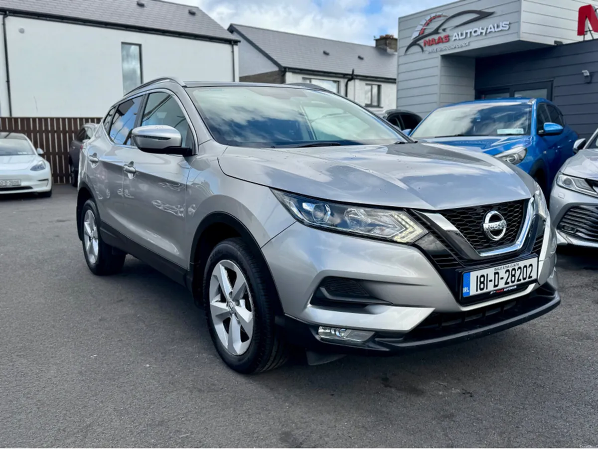 Nissan Qashqai 1.2 SV 18 4DR - Image 2