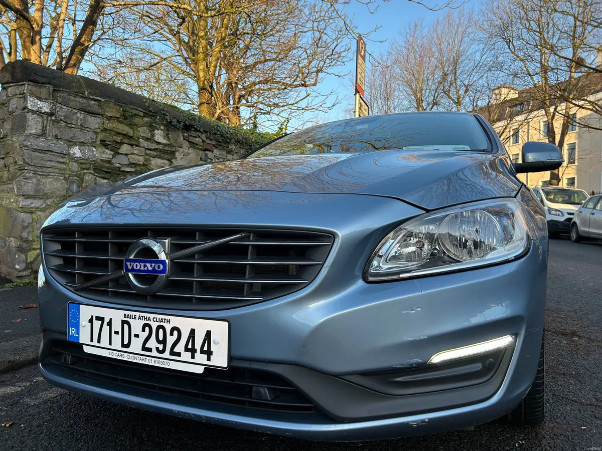 2017 VOLVO S60 AUTOMATIC LEATHER INTERIOR - Image 1