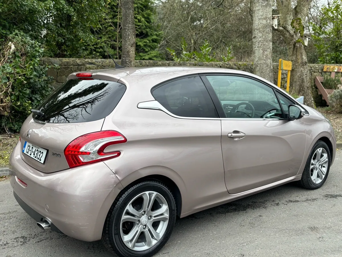 Peugeot 208 Allure *NEW NCT* - Image 3
