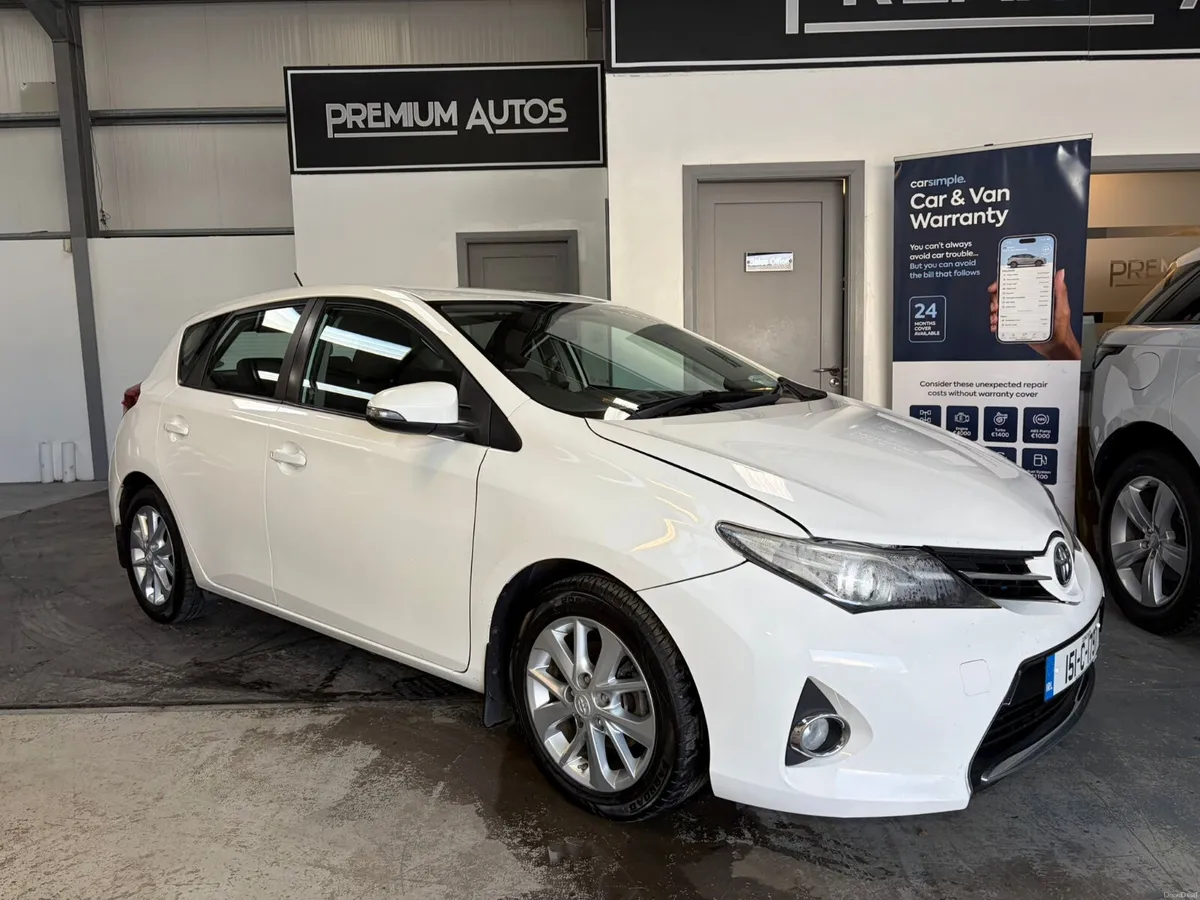 Toyota Auris 2015. 1.4 D4D  AURA - Image 1